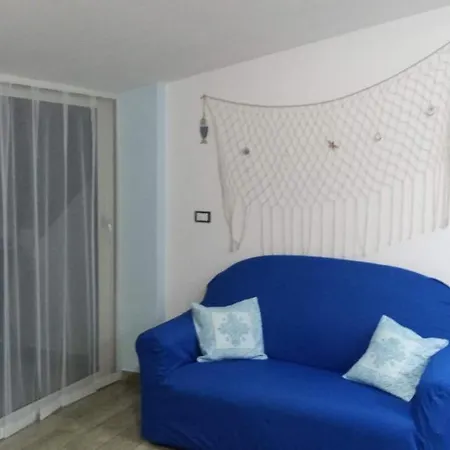 Casa Contu Zinnibiri 度假居 *